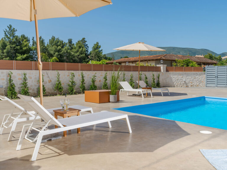 Villa Aqua