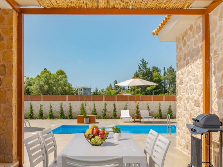 Villa Aqua