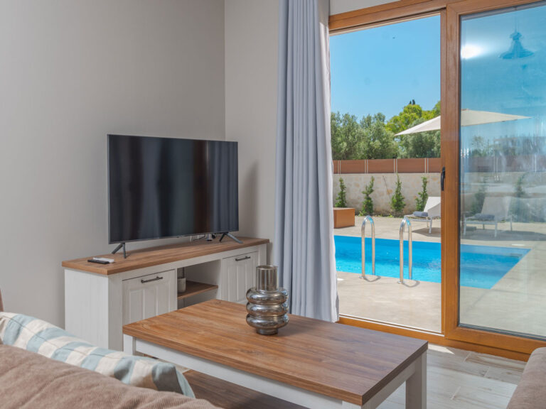 Villa Aqua